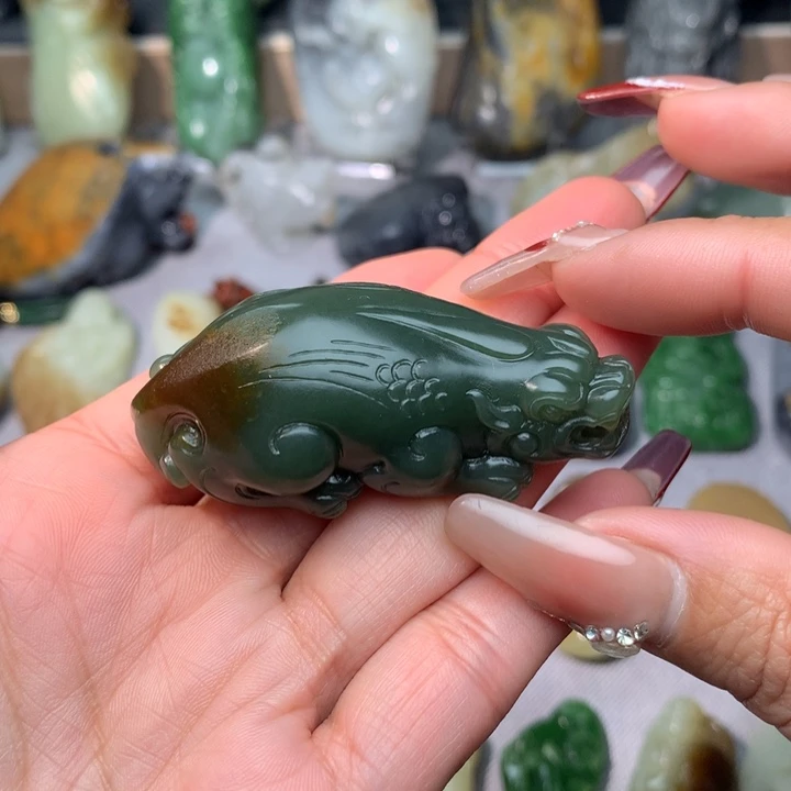 和田玉挂件未镶嵌