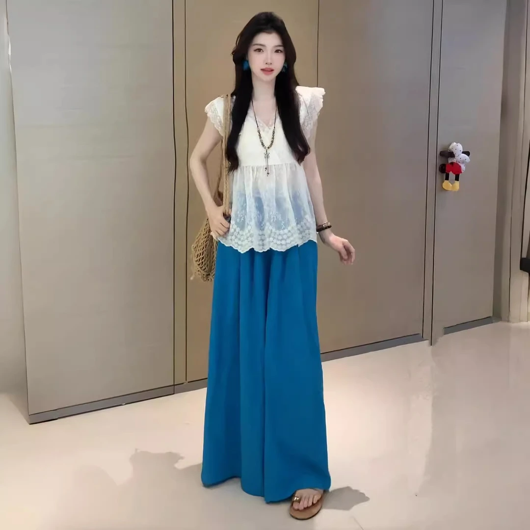 时尚套装女夏季新款洋气显瘦设计感蕾丝拼接短袖上衣阔腿裤两件套