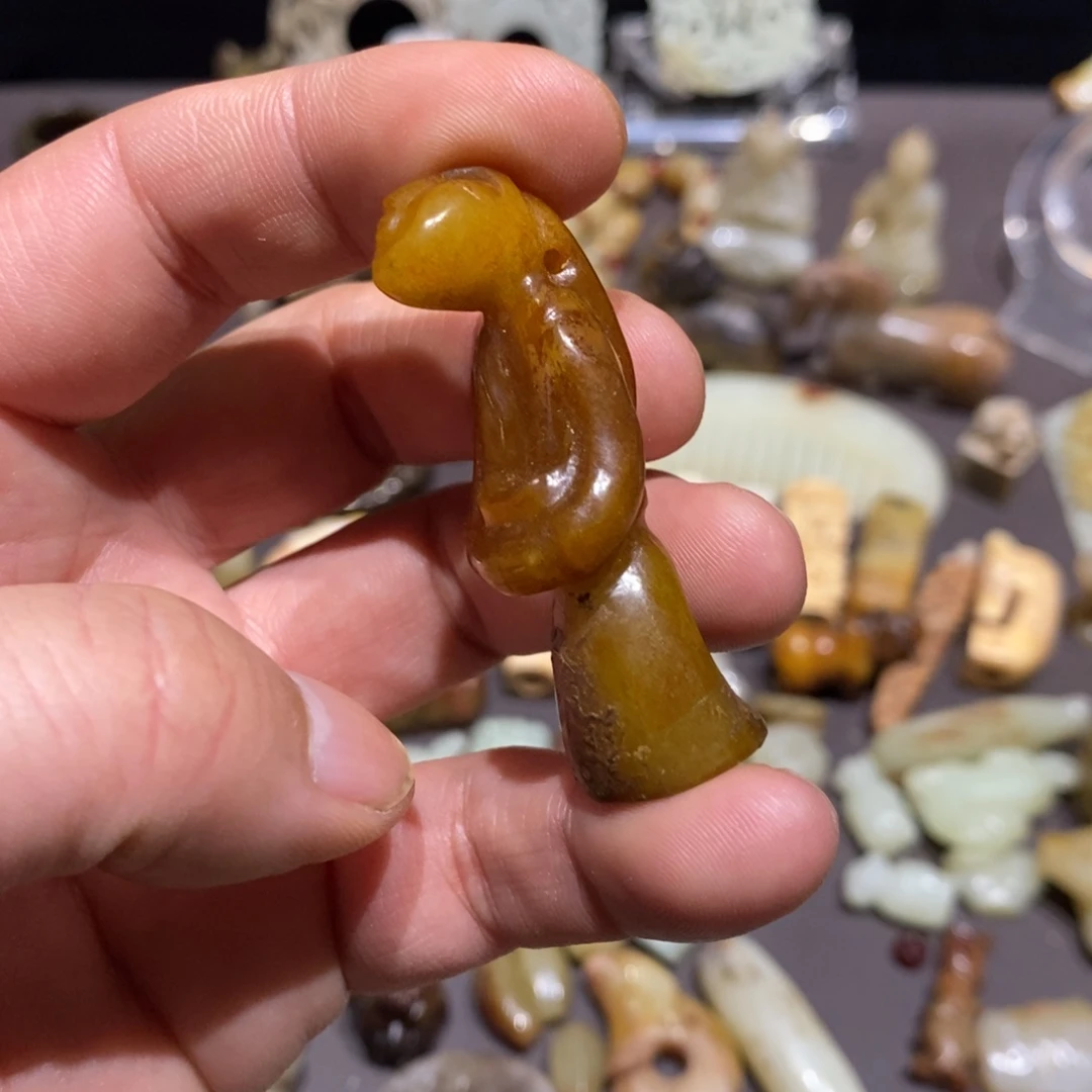 仙***球和田玉（糖玉）未镶嵌颈饰