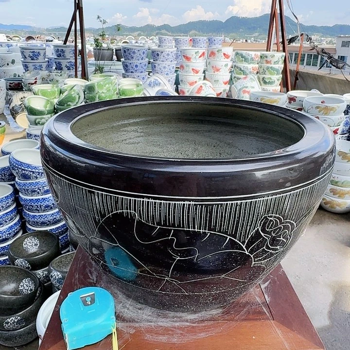 瓷片直径40，高24。。。。