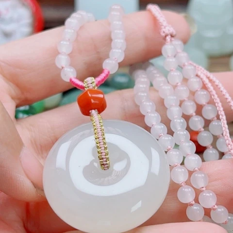 和田玉未镶嵌颈饰多样性发货一件