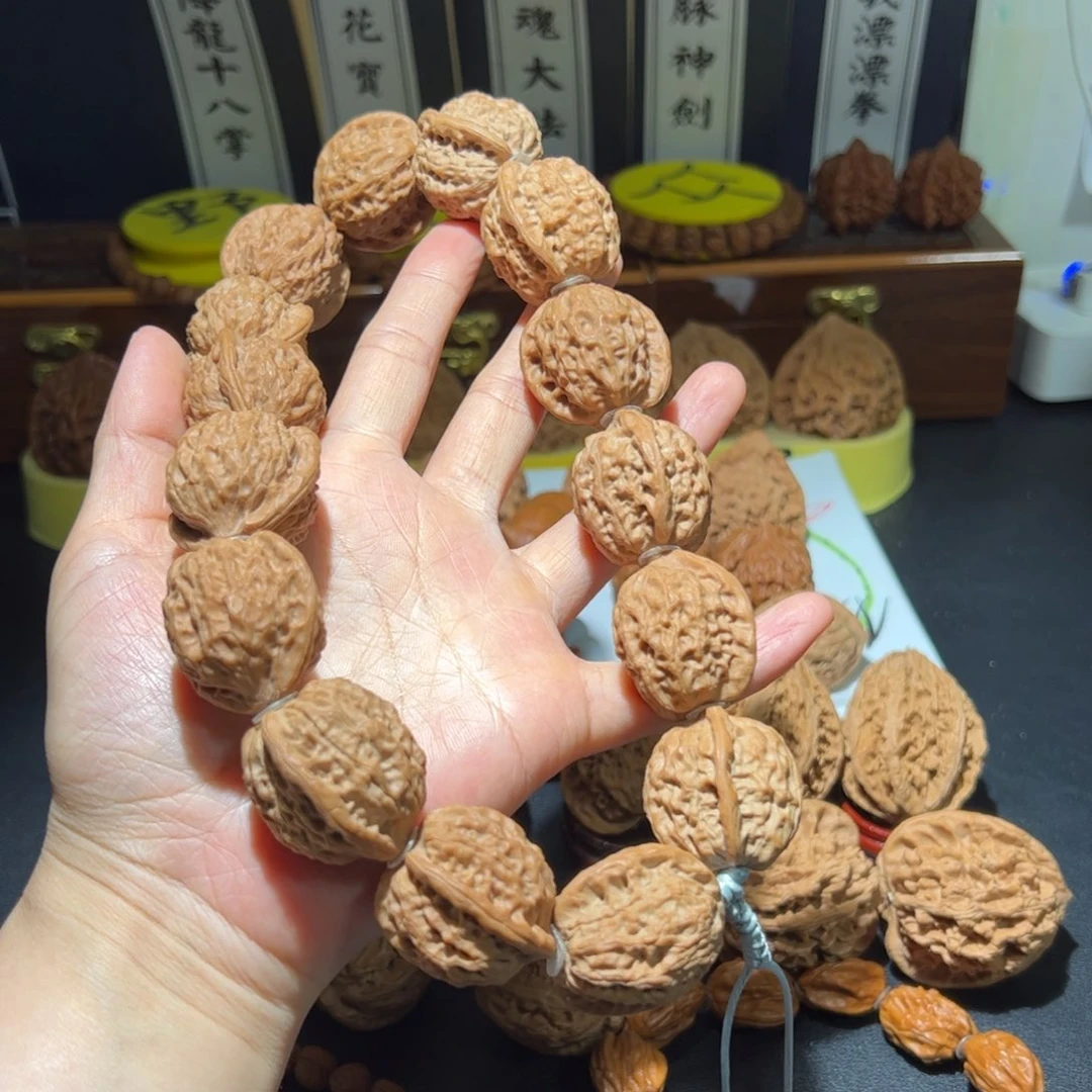 文玩核桃把件小***大小土豆手持