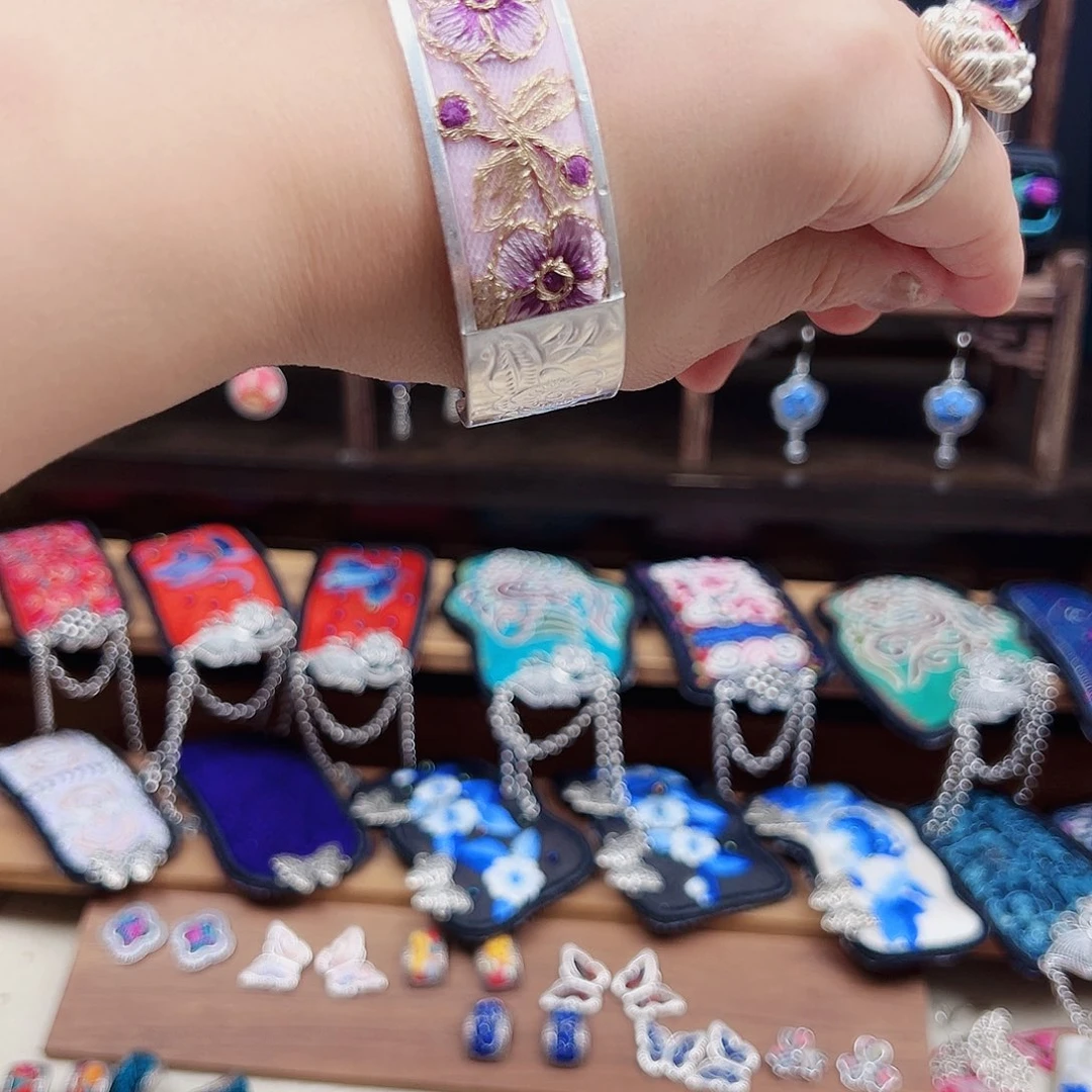 织绣手工刺绣工艺品