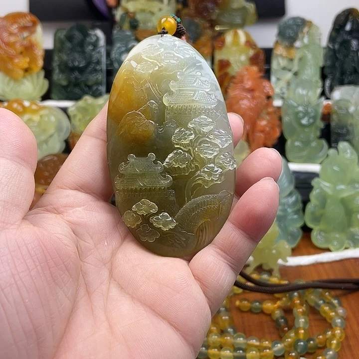 蛇纹石玉未镶嵌挂件