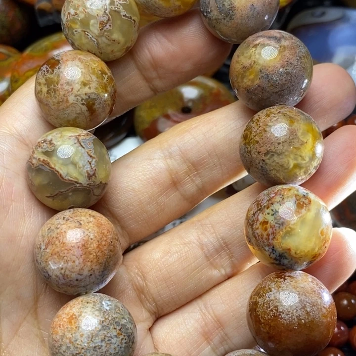 玛瑙/玉髓颈饰未镶嵌(