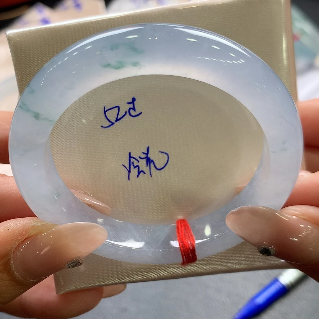 翡翠未镶嵌手镯52正