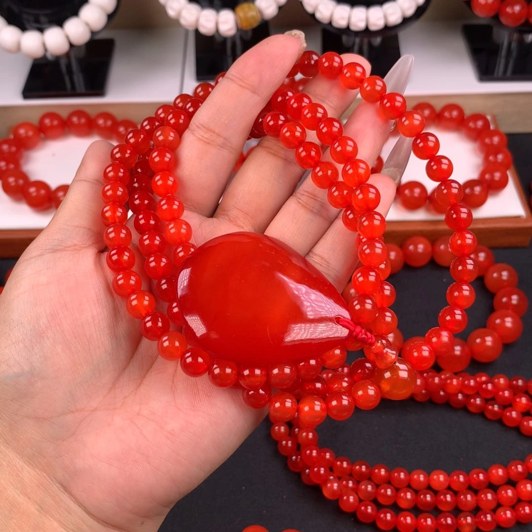 鹿骨其他知****》青鱼石链子加吊坠