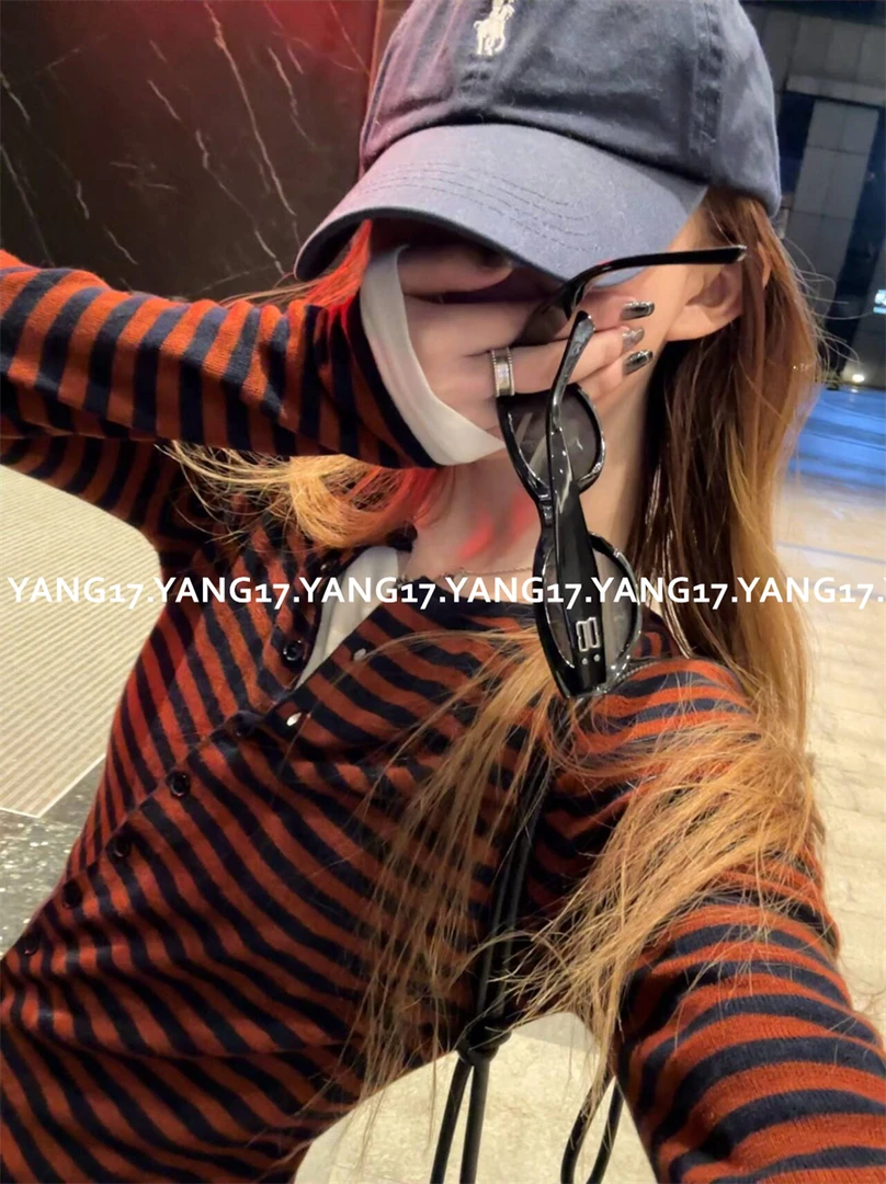 杨十七 早春氛围感单品~蓝棕条纹超细羊毛条纹开衫