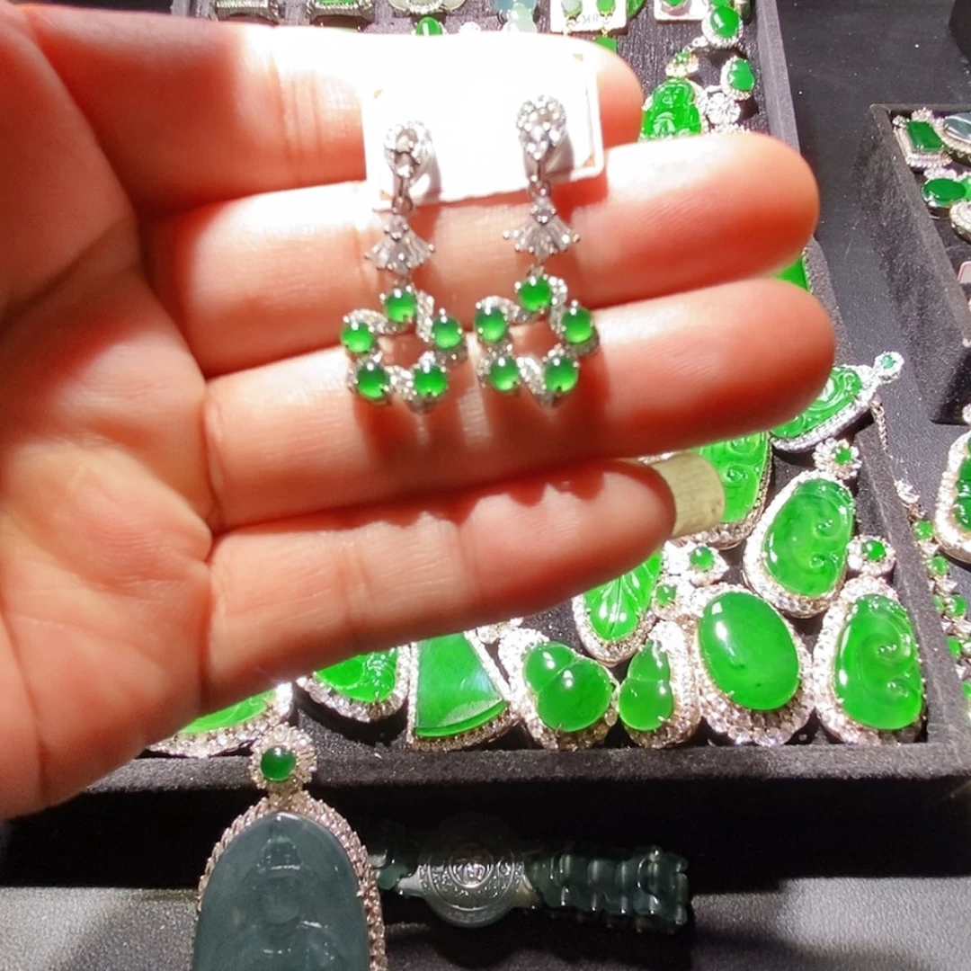 翡翠未镶嵌耳饰A货翡翠12