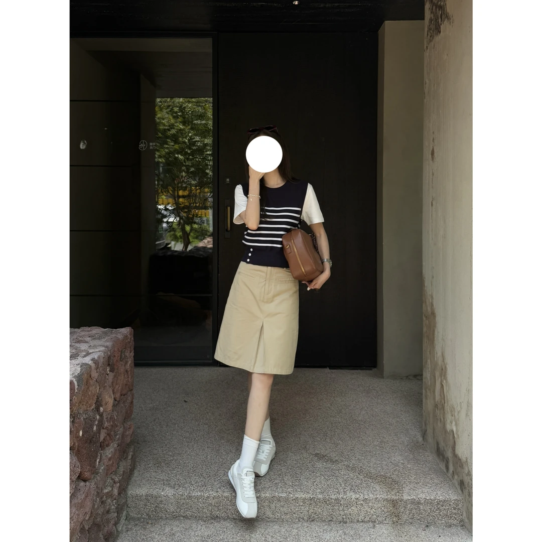 【中古书屋】“99进口”极简风亲肤显瘦带腰带A字短裙21641