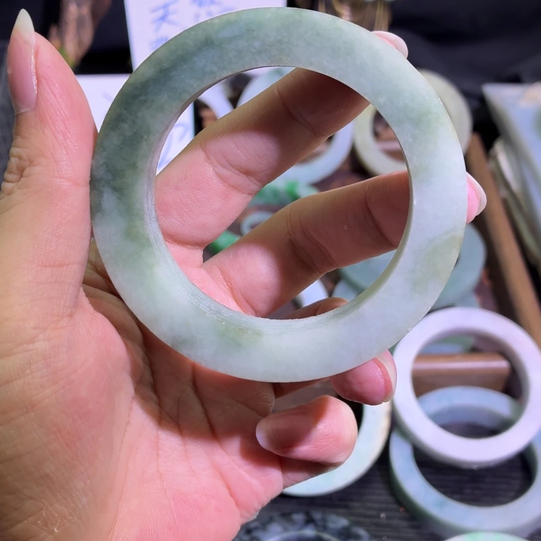 定制翡翠未镶嵌翡翠A货毛胚手镯定制