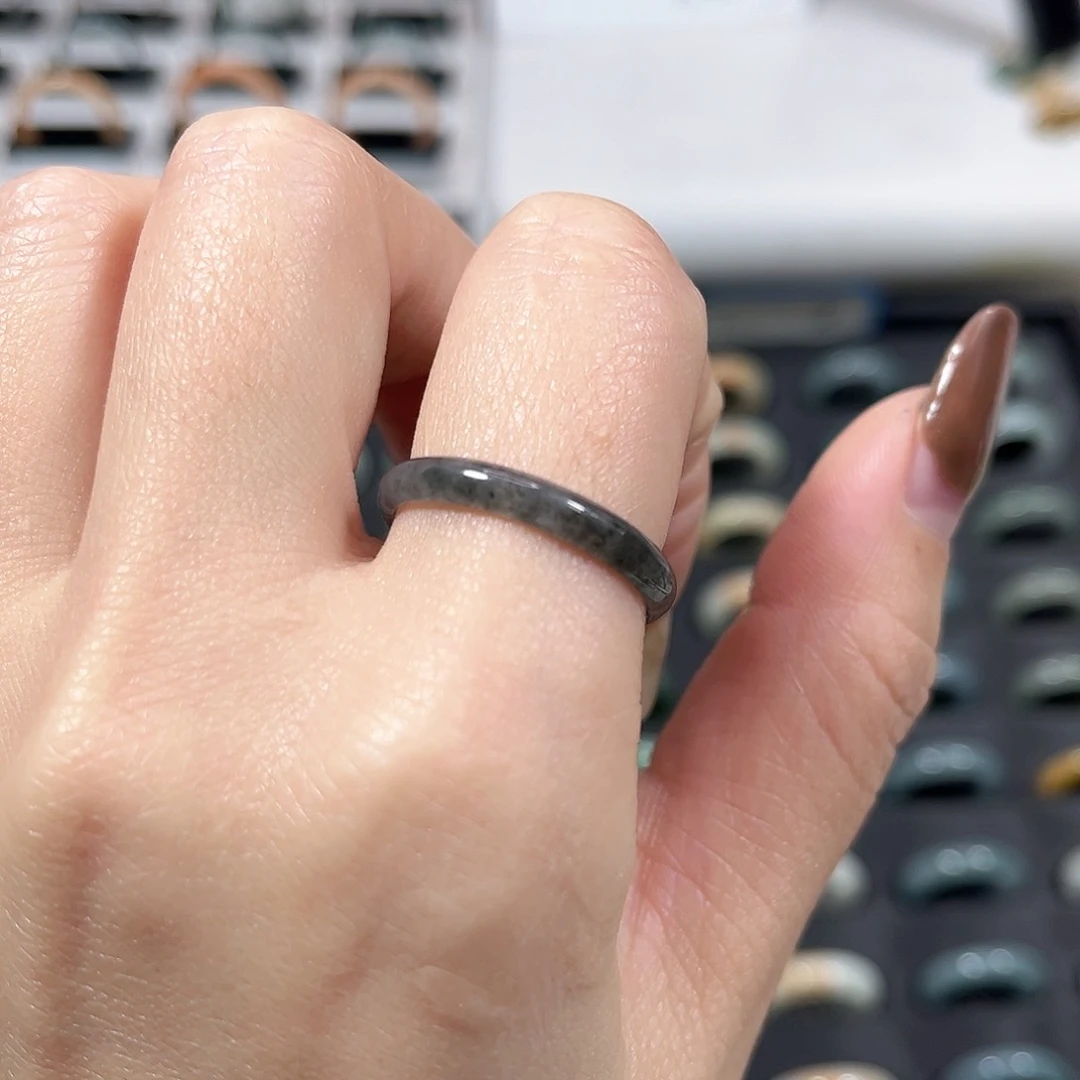 未镶嵌戒指翡翠翡翠