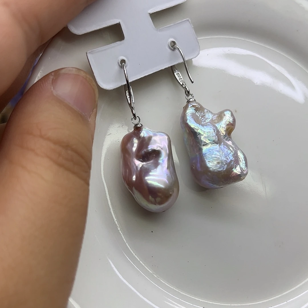 钛钢淡水珍珠项链