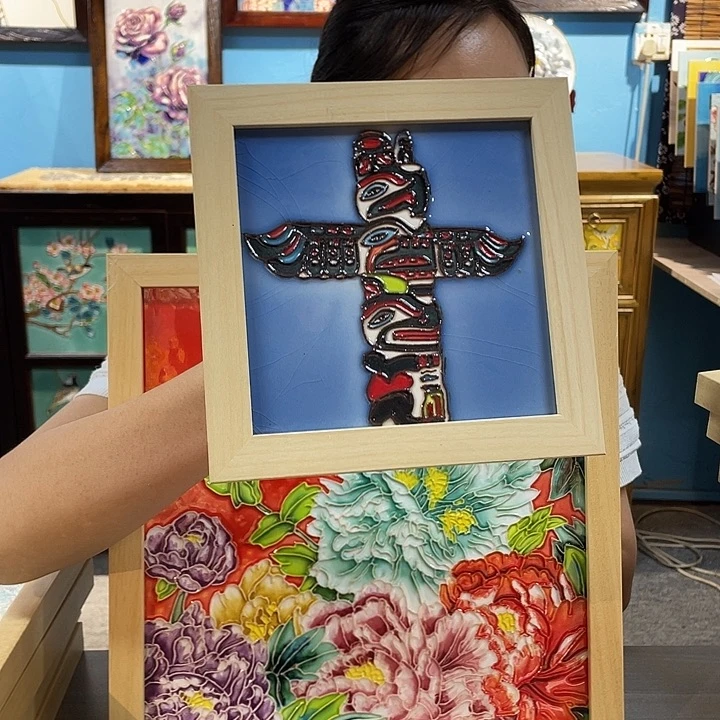 竖款纯手工制作瓷板画微瑕