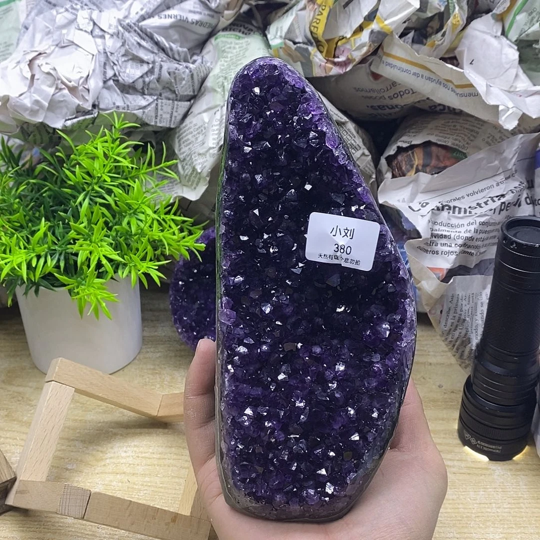 未镶嵌大型摆件（非配饰）水晶