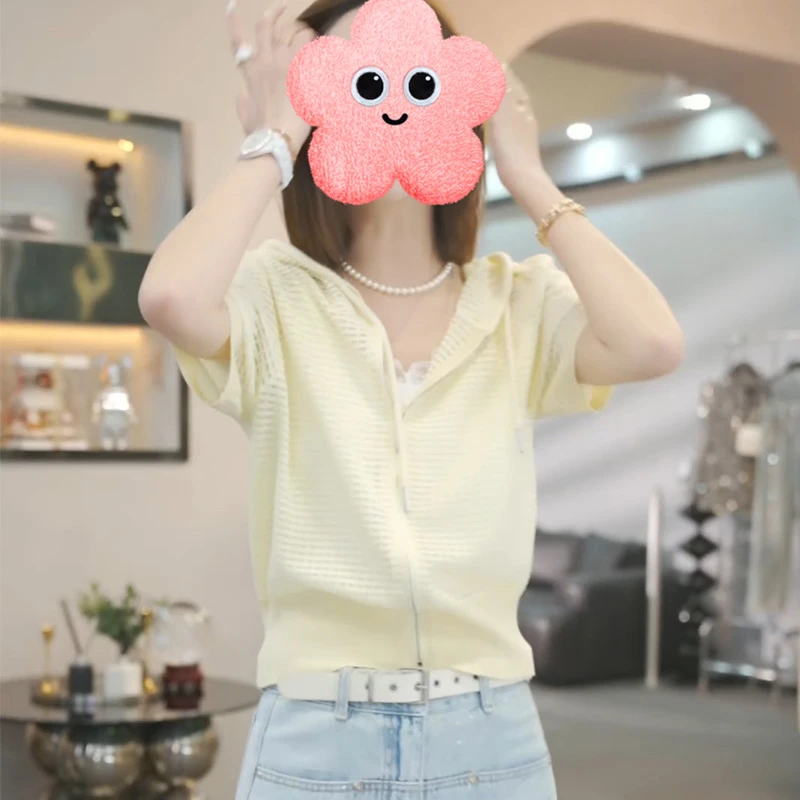 清新元气感镂空连帽短袖T恤女士2025夏季新款百搭舒适透气上衣女