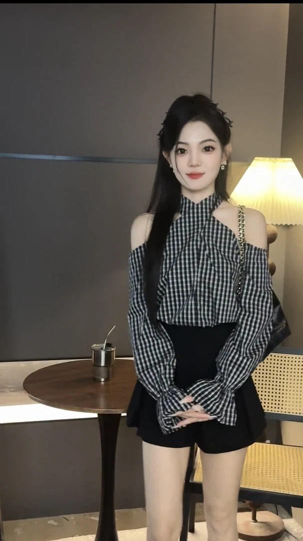 小众气质设计感交叉格子长袖衬衫2025秋季新款修身显瘦高级感上衣