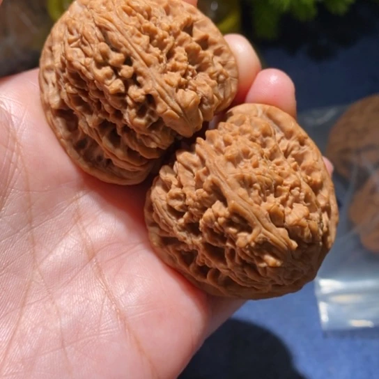 【闪购商品】吊坠文玩核桃南疆