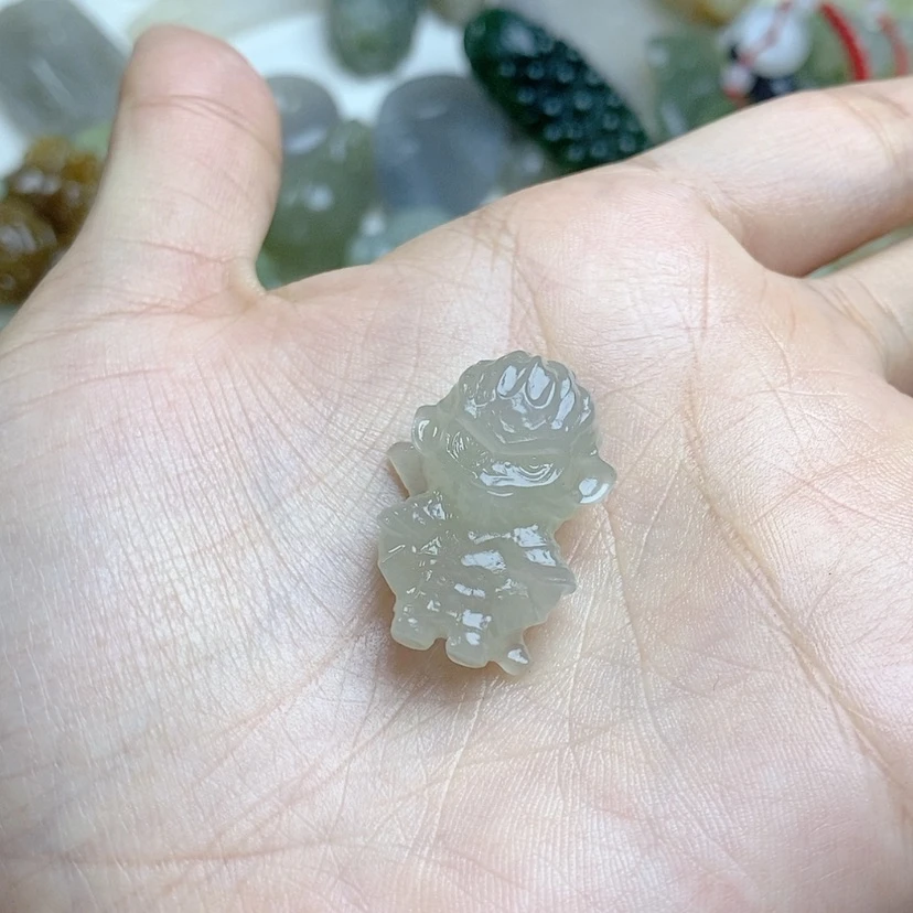 【闪购商品】和田玉颈饰未镶嵌哈*乐