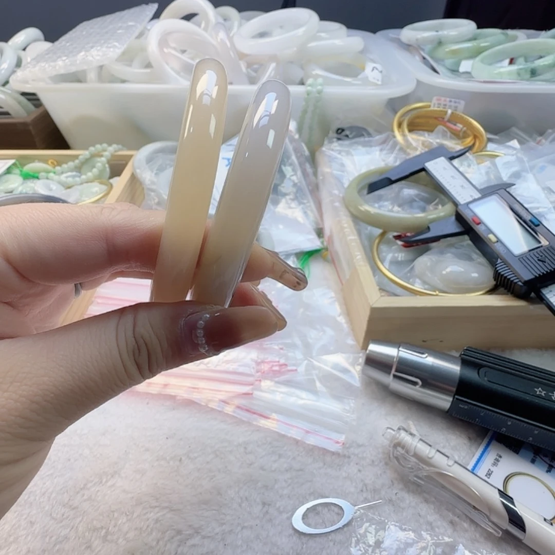 1碧玺（处理）931不退换瑕疵