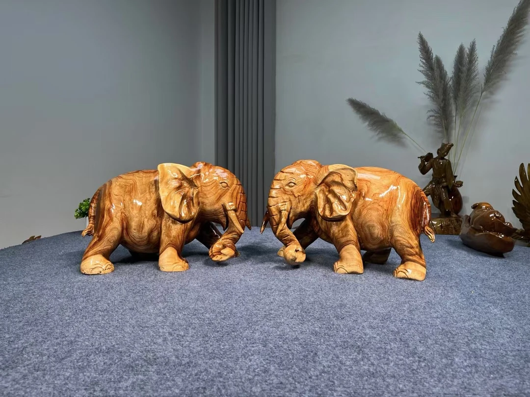 香樟木整木雕刻吉祥大象摆件实木长40宽25高25厘米