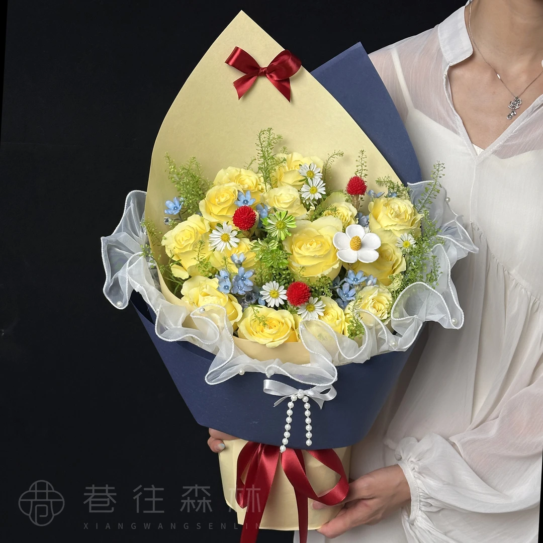【白雪公主】15朵黄玫瑰蓝星花混搭鲜花小时达生日礼物亲子活动逛街游玩送对象小孩宝宝朋友同城花店配送上门