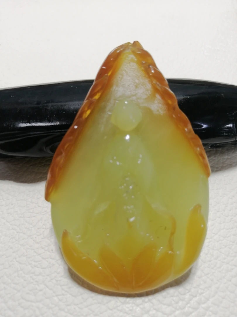 精品纯天然岫玉俏色悟道吊坠