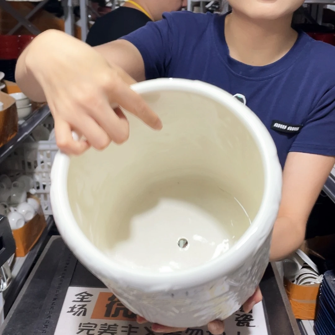 瓷片127          1个开裂