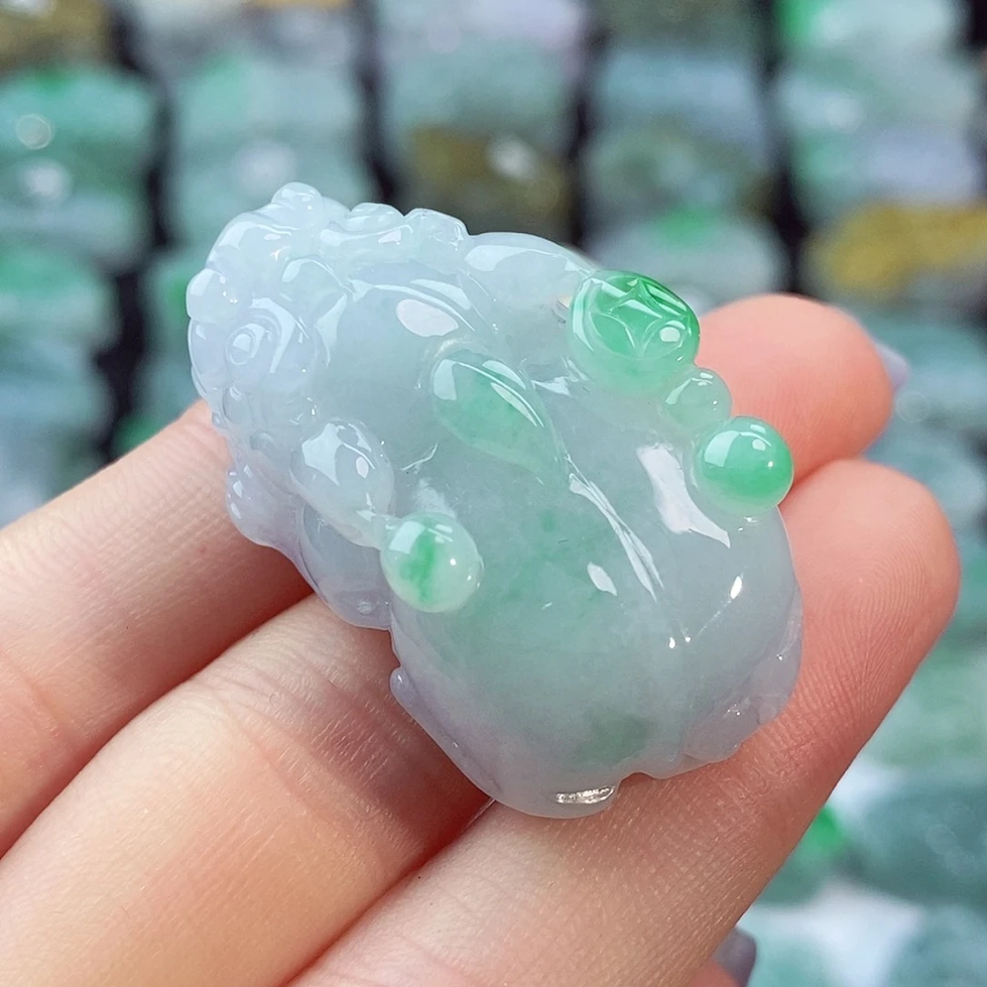 颈饰未镶嵌翡翠天然