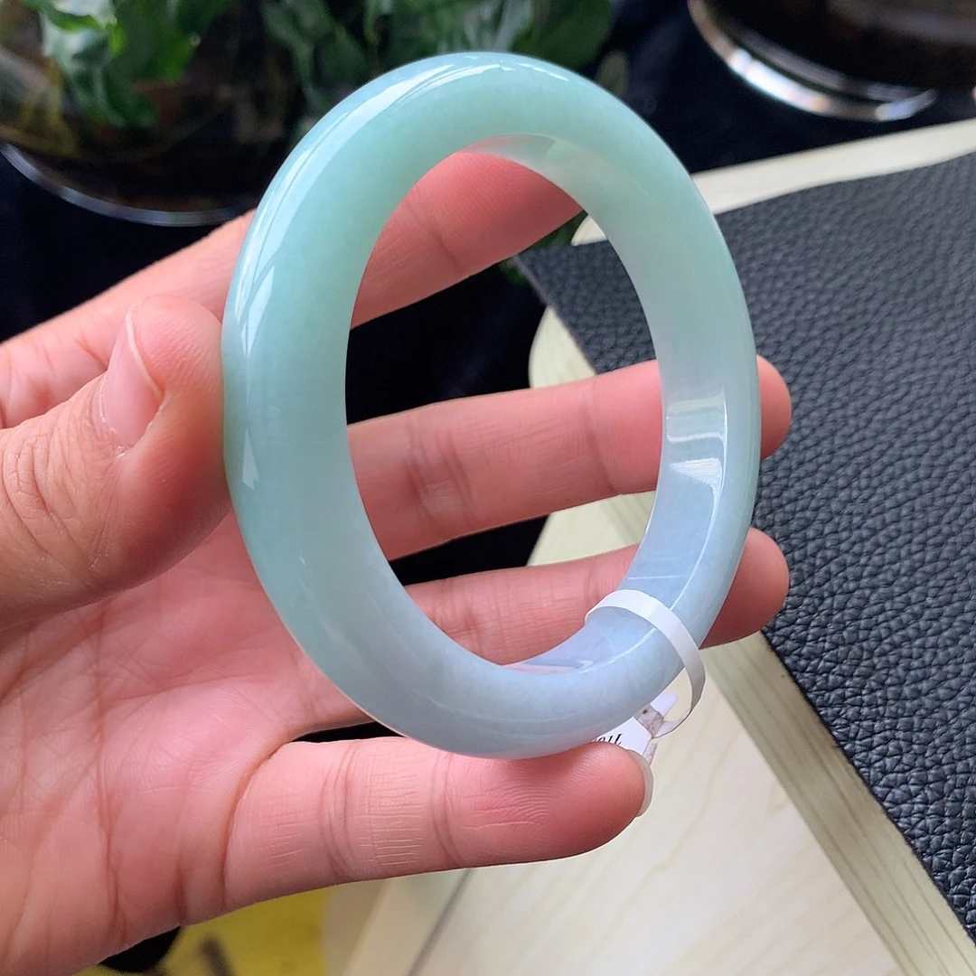 翡翠未镶嵌手镯6号