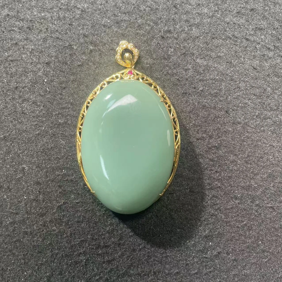 lot1394 和田玉挂件/北京世纪