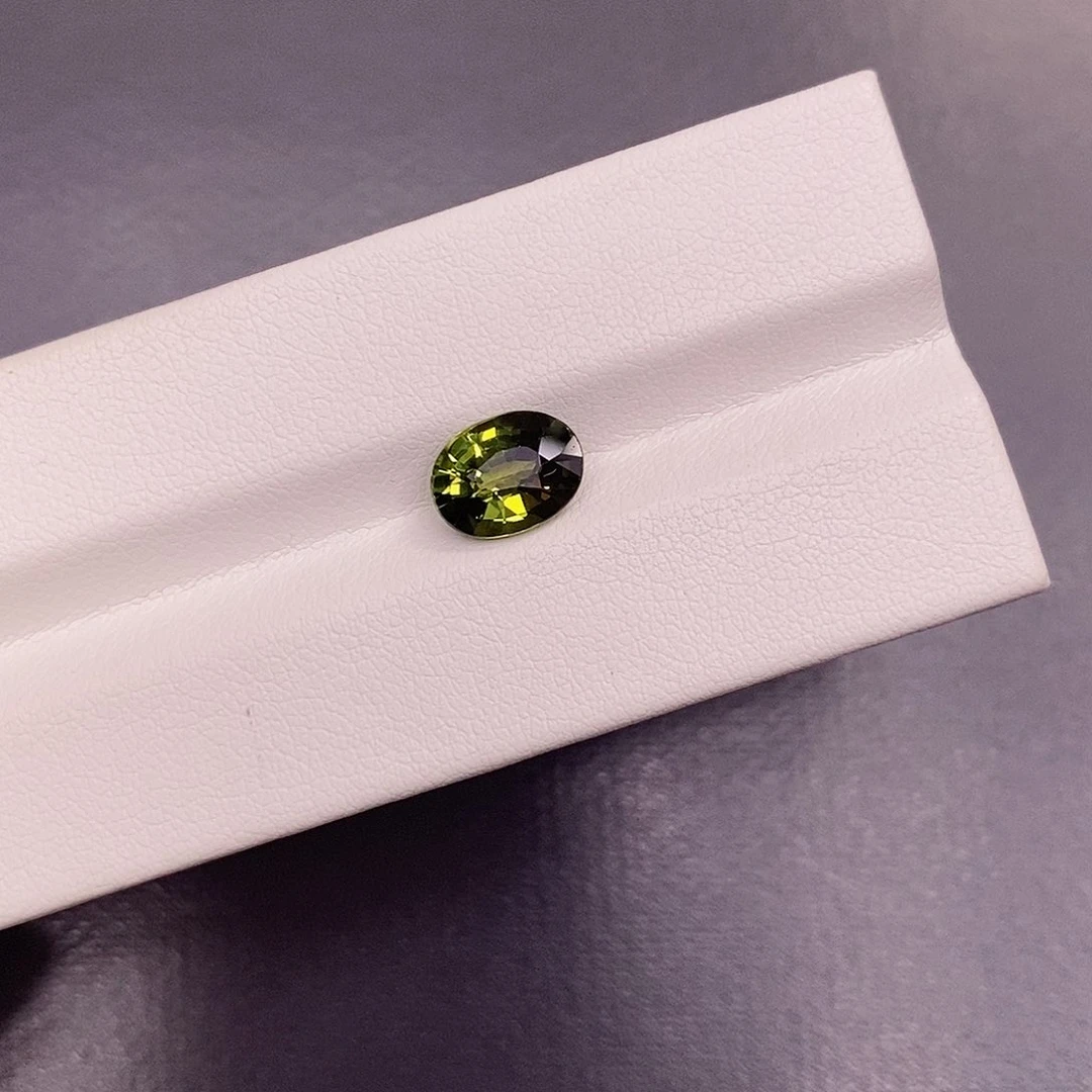 裸石蓝宝石2.21克拉 无烧