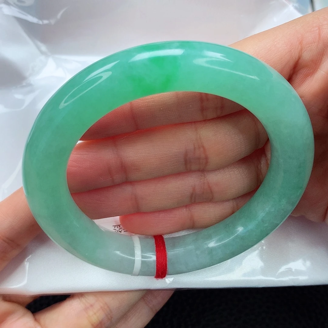 未镶嵌手镯翡翠56.5 果冻绿