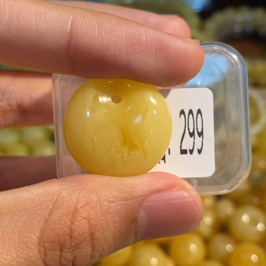 琥珀未镶嵌珠宝奇石299