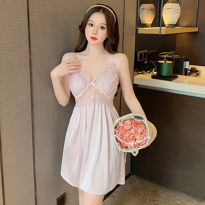 性感睡衣女士夏天冰丝绸薄款2023年新款带胸垫高级感蕾丝吊带睡裙