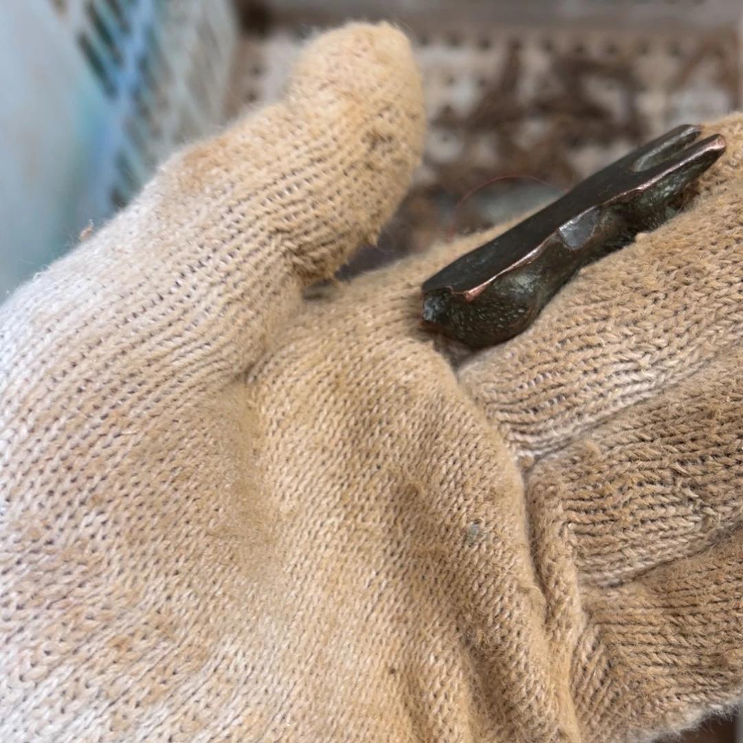 土***哥一物一图，工艺品。