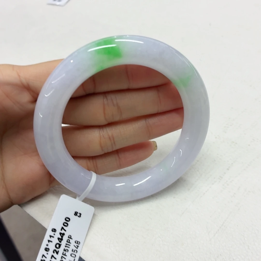 翡翠未镶嵌手镯57.6春彩圆条 阳绿翠