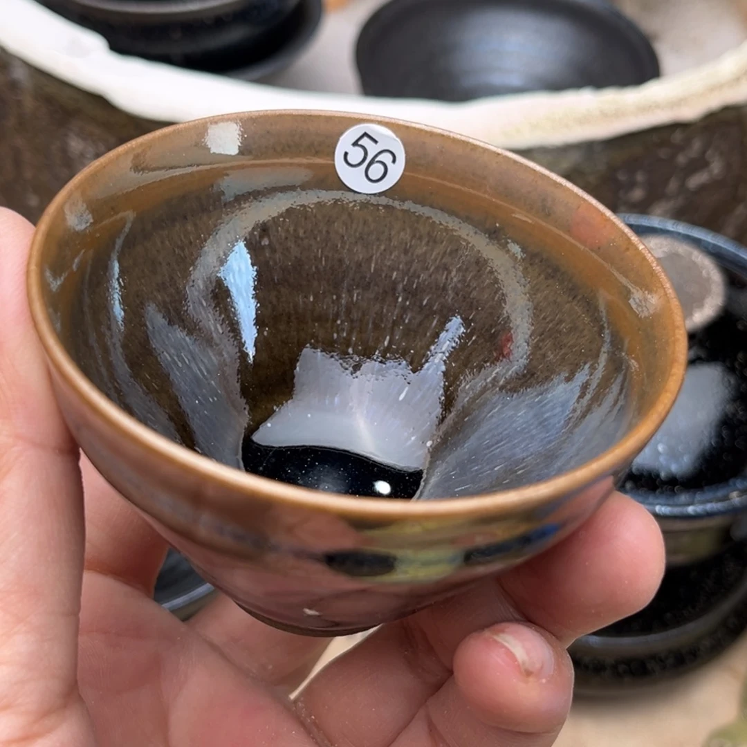 茶盏义兴龙窑坚持真柴烧