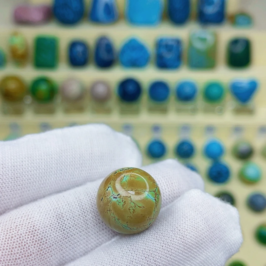 绿松石绿松石未镶嵌