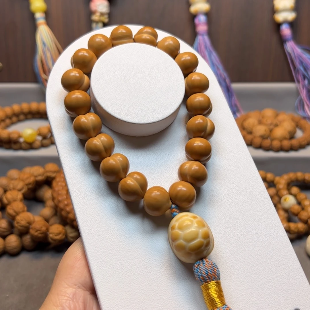 猴头核桃手串15➕屁桃