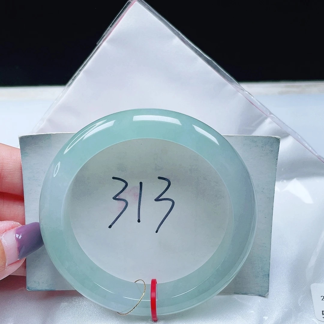 翡翠未镶嵌手镯缅甸翡翠56+