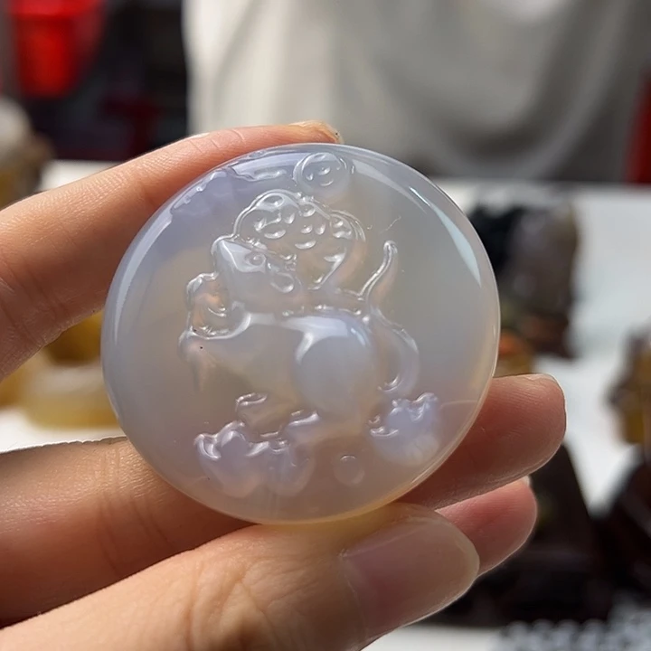 玛瑙/玉髓颈饰未镶嵌