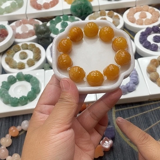石英质玉（非洲翠）合金手串