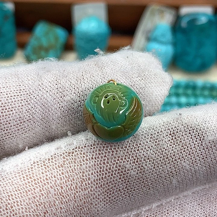 绿松石挂件未镶嵌