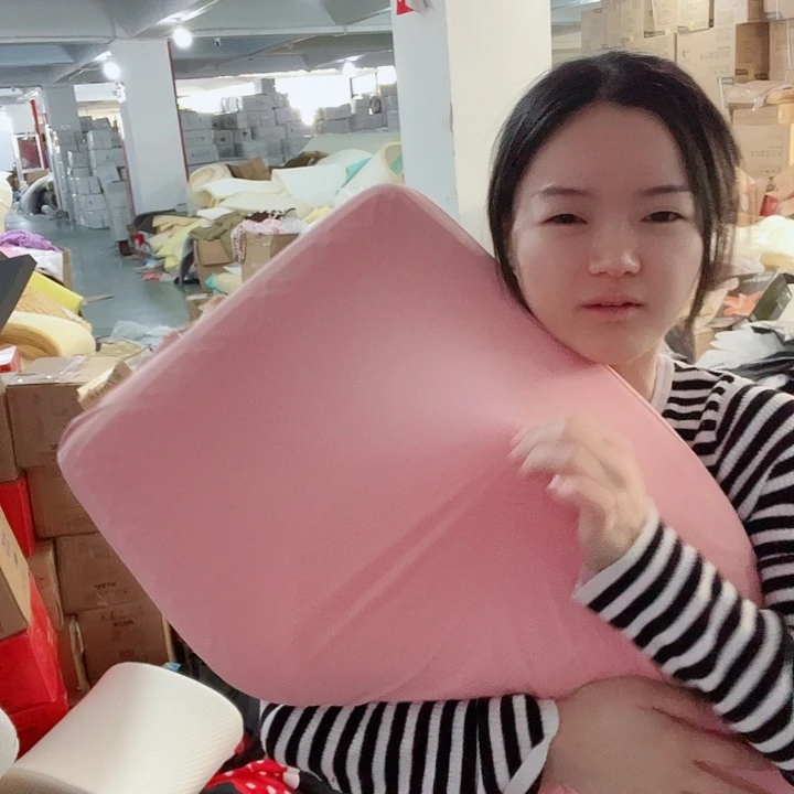 粉色凝胶枕头。   65号啦啦啦