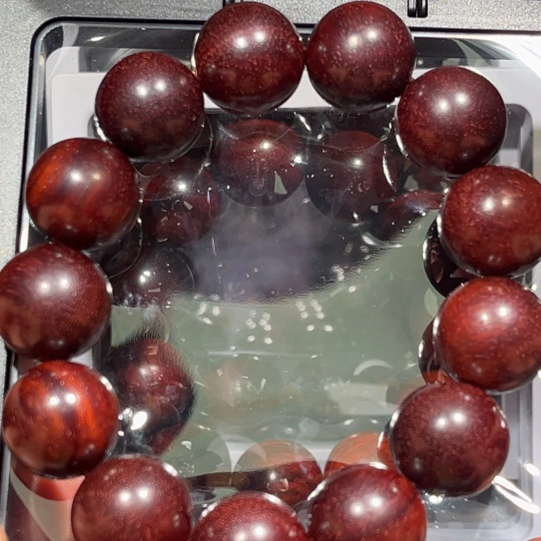 过***客非洲檀香无事牌赞比亚血檀