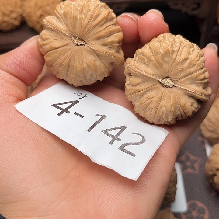 X***丶把件文玩核桃45全品南瓜墩4142