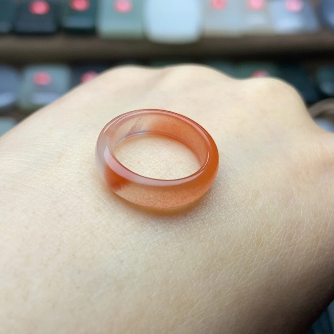 南红玛瑙未镶嵌颈饰