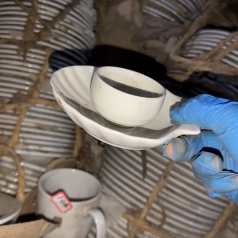 瓷片国营厂库存微瑕6厘米