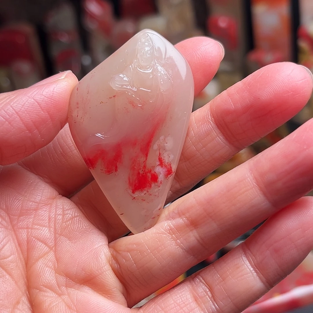 其他巴林石鸡血石